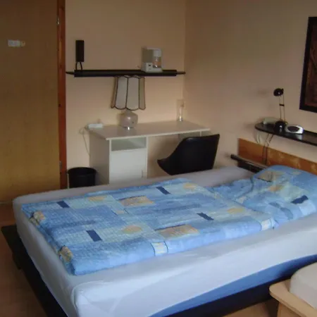 Проживание в семье Gemuetliches 2 Et Inkl Parkplatz Nach Verfuegbarkeit