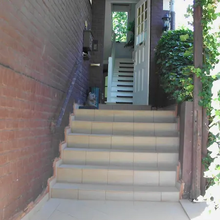 Gemuetliches 2 Et Inkl Parkplatz Nach Verfuegbarkeit Проживание в семье