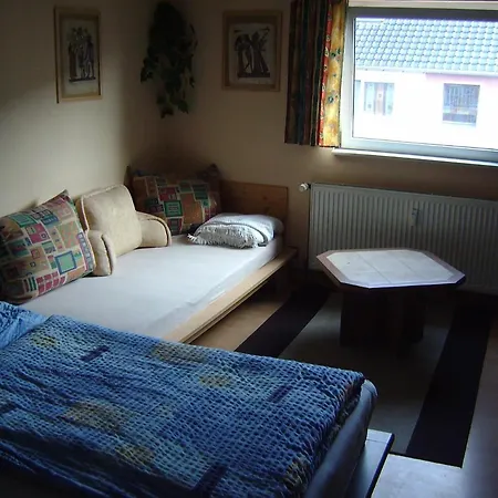 Gemuetliches 2 Et Inkl Parkplatz Nach Verfuegbarkeit